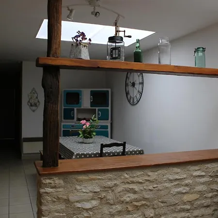 Les Noyers - Maison Typique Du Poitou - Calme Et Paisible - Proche Du Futuroscope Dom wakacyjny